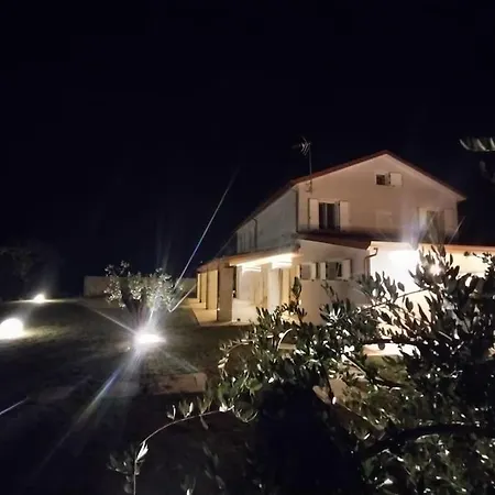 Casal Del Sole - L'ulivo Apartment Montefelcino